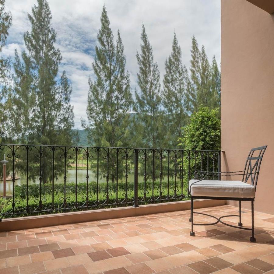 Toscana Town Square Suites Mu Si Exterior photo