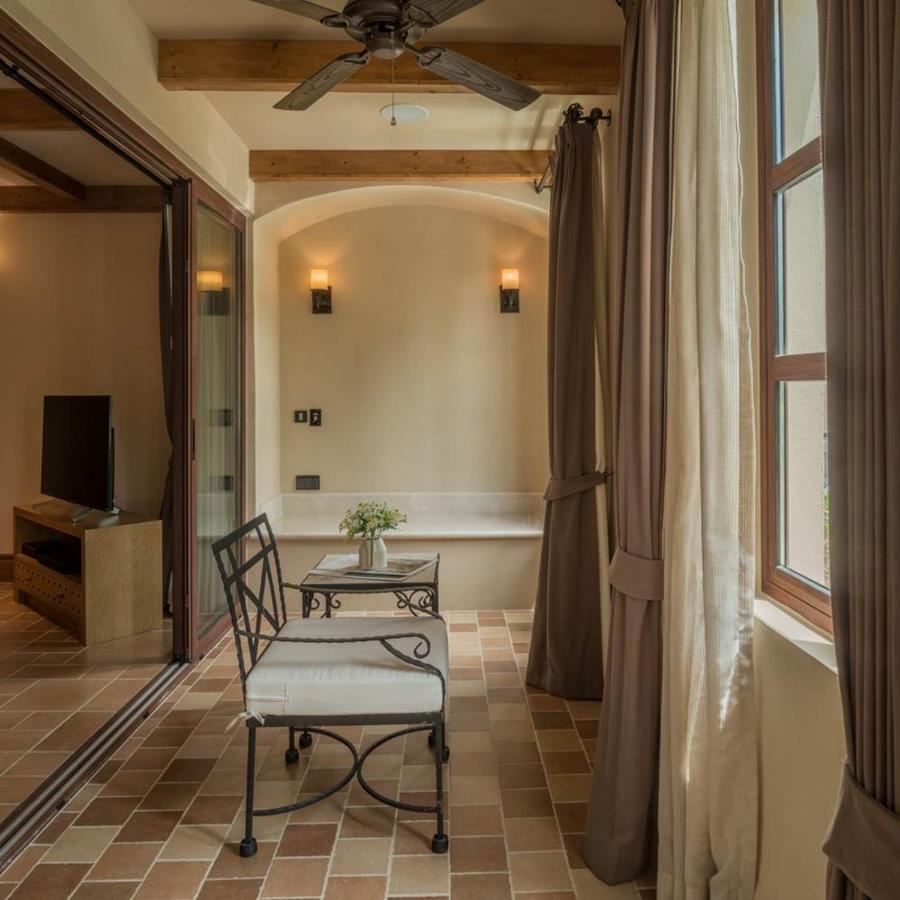 Toscana Town Square Suites Mu Si Exterior photo