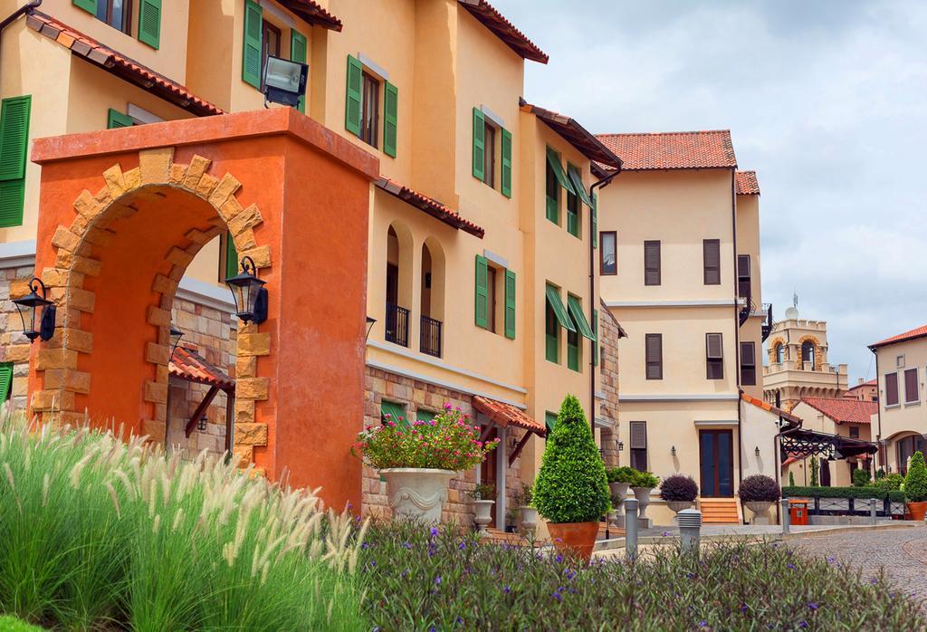 Toscana Town Square Suites Mu Si Exterior photo